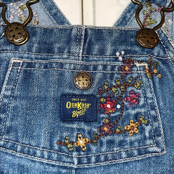 Oshkosh denim embroidered overall dress toddler size 3 - Picture 7 of 11